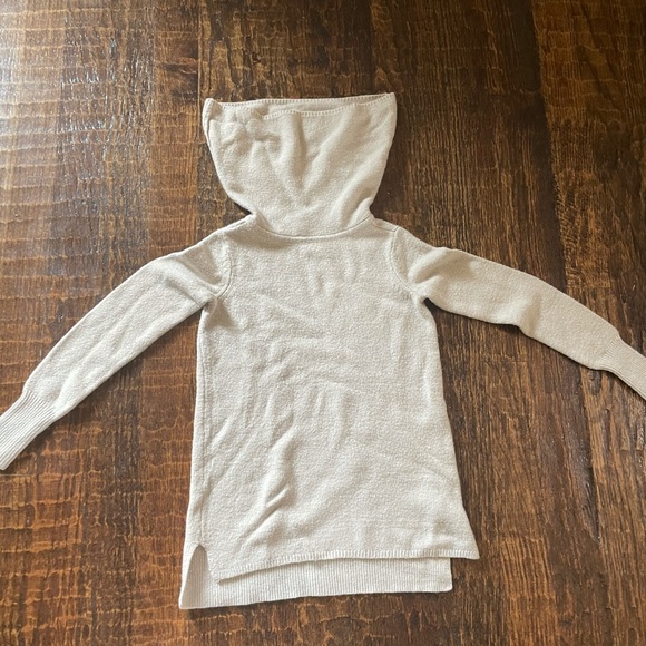 DNKY scoop neck sweater - Picture 7 of 9